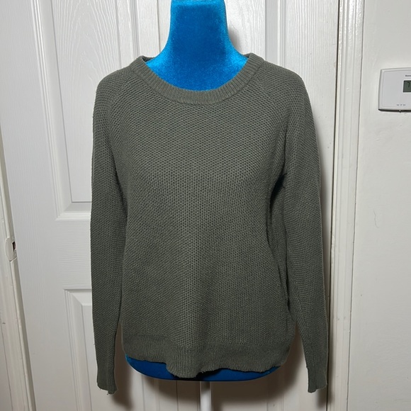 Madewell Sweaters - Madewell Cotton Cross back Hem Sweater S